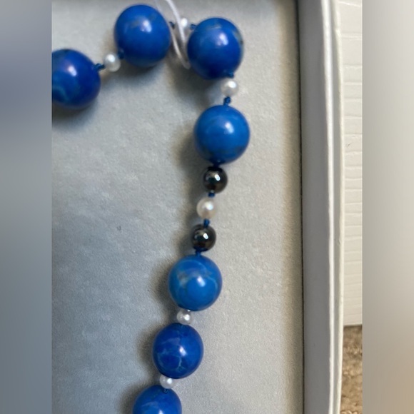 Beautiful Blue Lapis Necklace 9 Inches - Picture 3 of 4